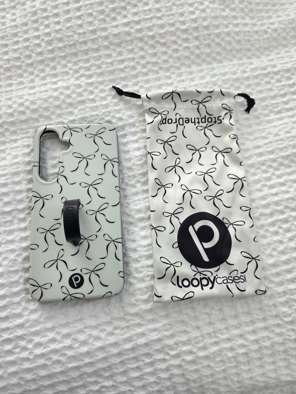 S 25 Plus Loopy Case White Phone Case with Black Bow Pattern W Black Loopy Grip